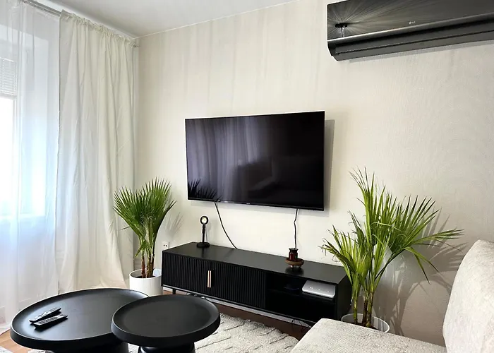 Apartment Igielna - 100m Main Square - Self Check-in